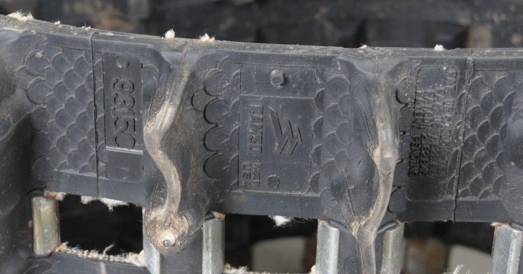 10-1240-0228-U-00107.jpg