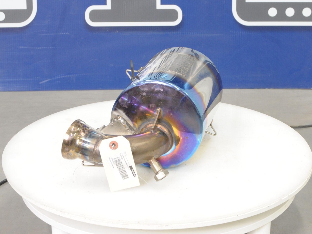 126T209-00104.jpg