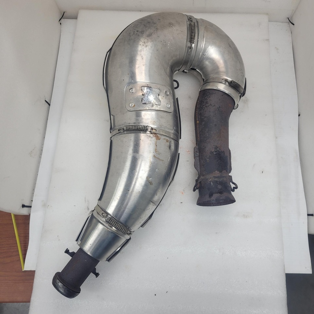 exhaust tuned pipe