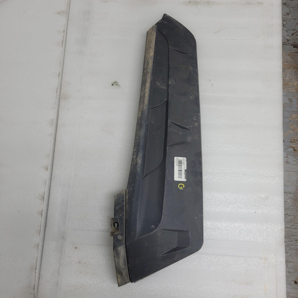 front fender flare(lh)