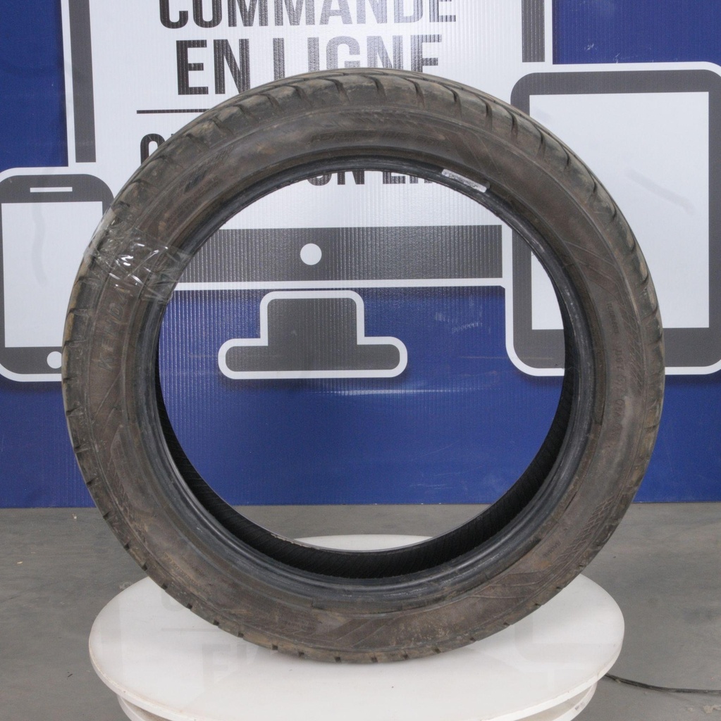 [705401930-001] front tire (705401930-001)