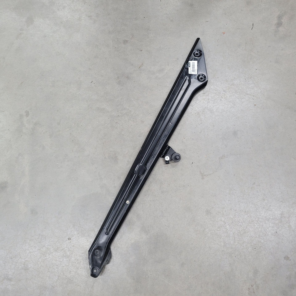 [518331725-001] deep black, lh diagonal cross member ass