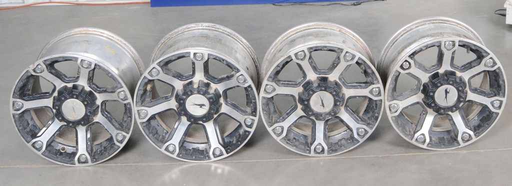 [SET14-4X115-001] Set de 4 mags 4X115/14'' Usagés Arctic-Cat (SET14-4X115-001)