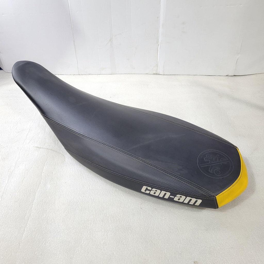 [708001150-001] Seat Ass'y DS450