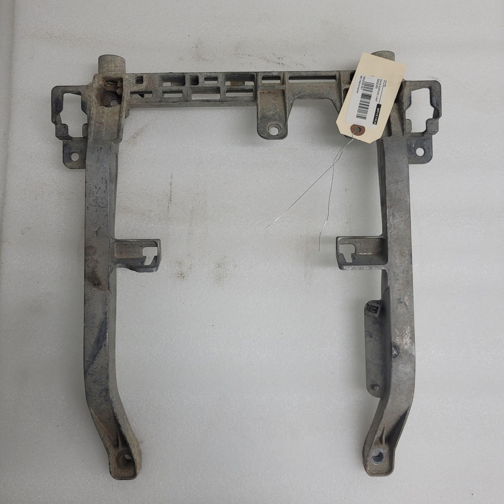 [5632355-001] rack support, cast (5632355-001)