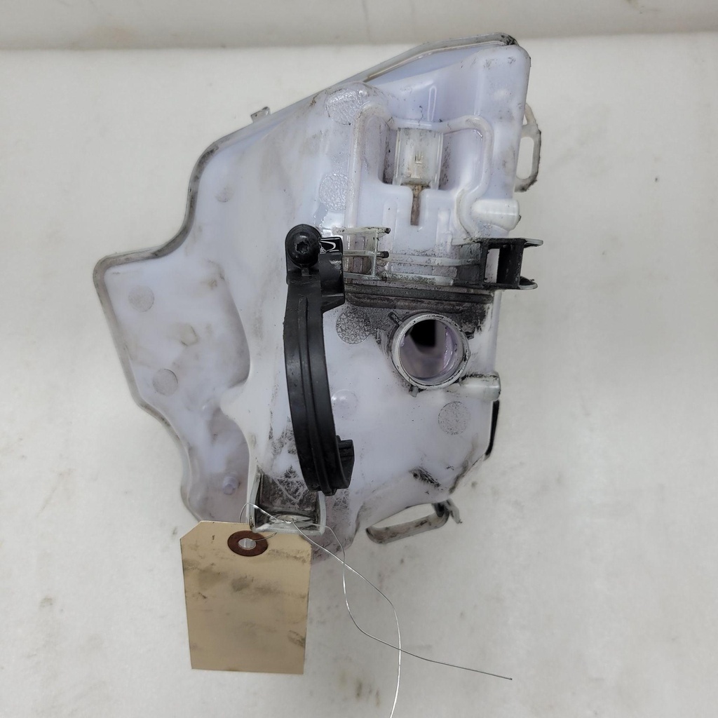 [519000357-001] (new ref. 519000368) oil tank (519000357-001)