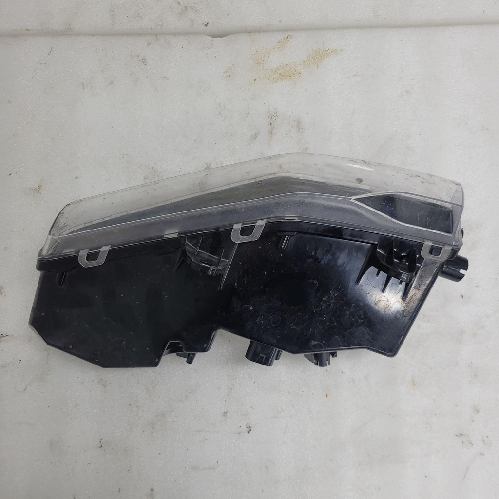 [710006579-001] RH Headlight