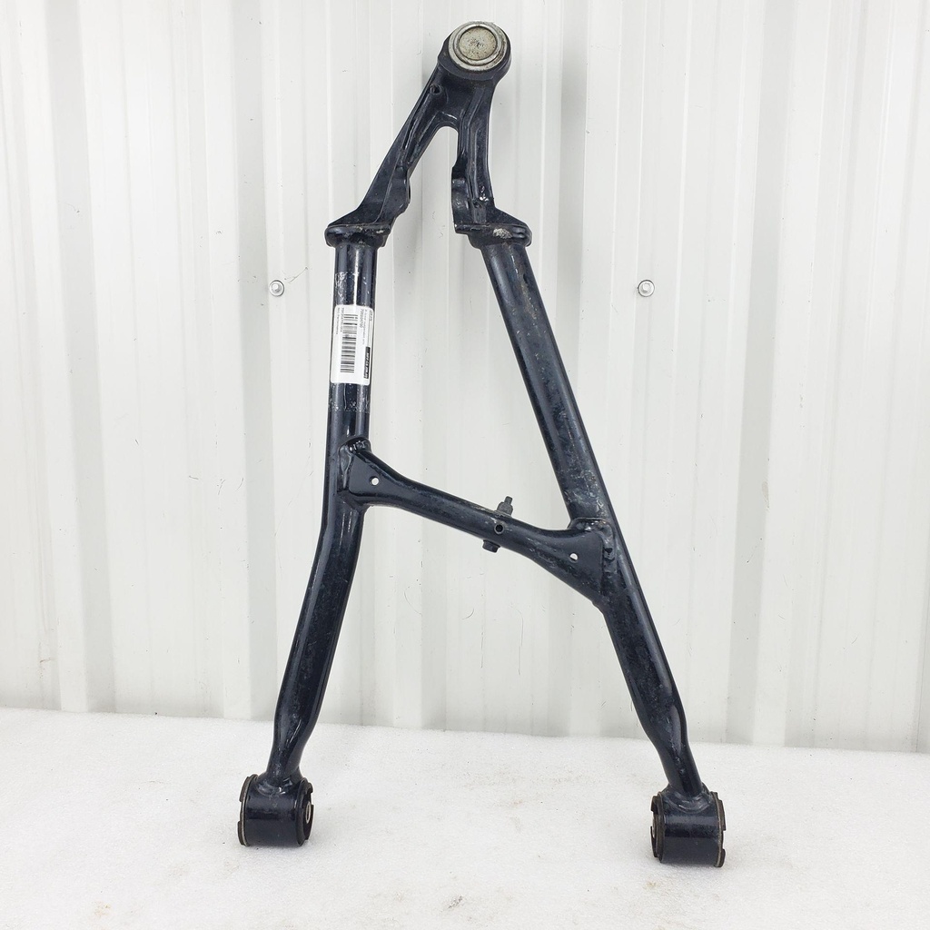 [706204700-001] lh lower suspension arm (706204700-001)