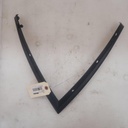 WINDSHIELD RETAINER