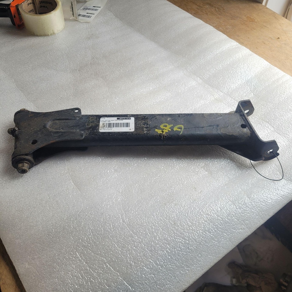 a-arm weld rear upper right mat[ab]
