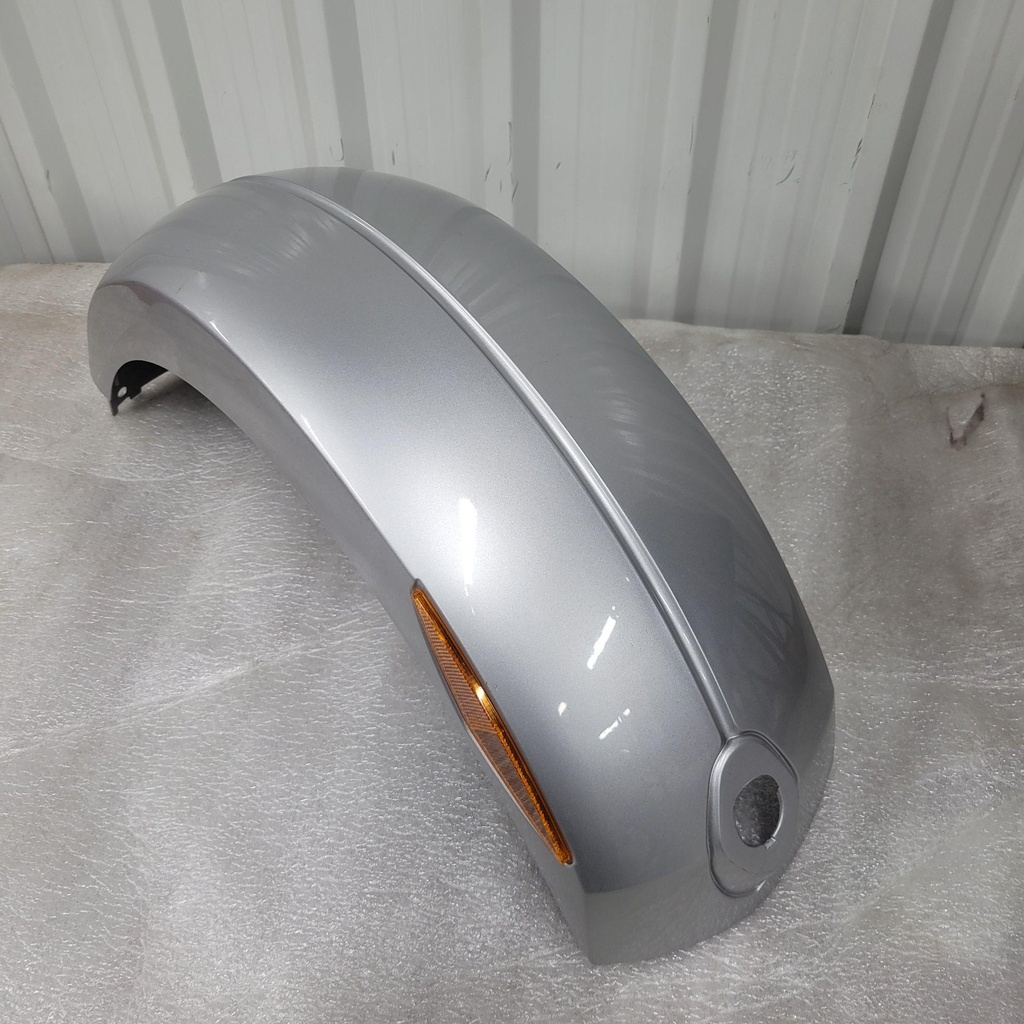 full moon, rh front fender - call your local brp dealership full moon