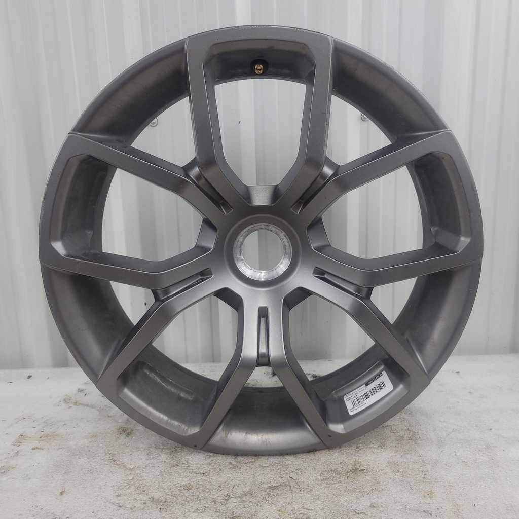 [705403318-001] platinum silver, 16 inch rim (705403318-001)