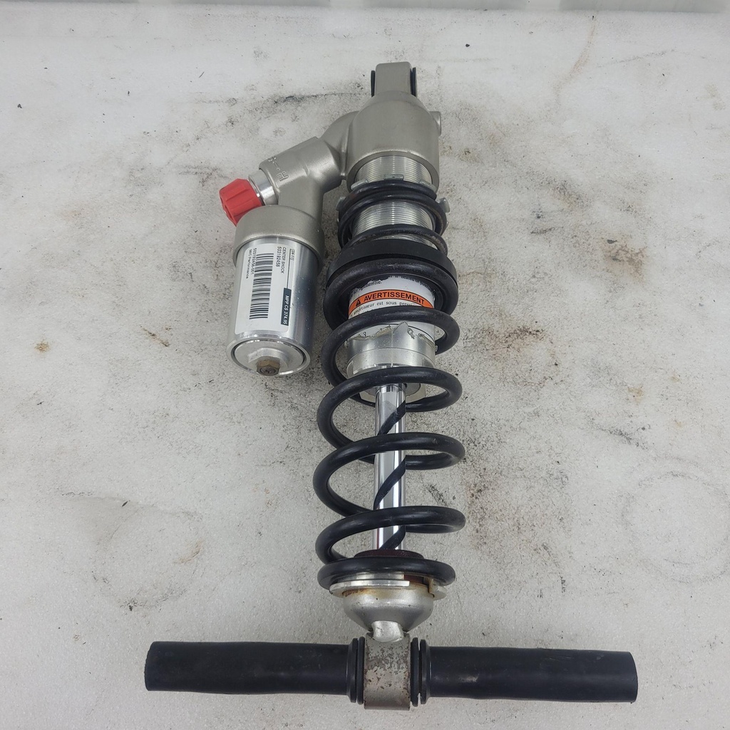 CENTER SHOCK