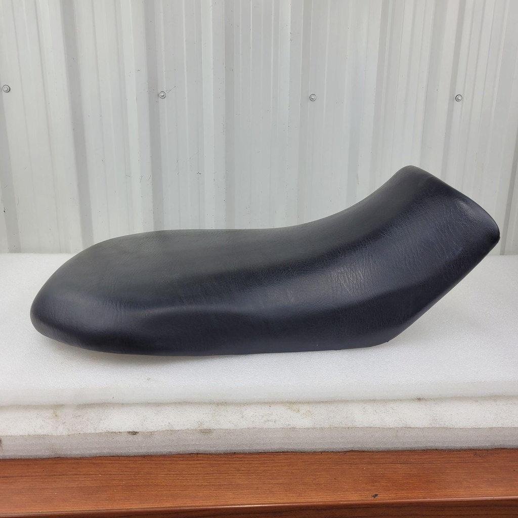 seat assy.