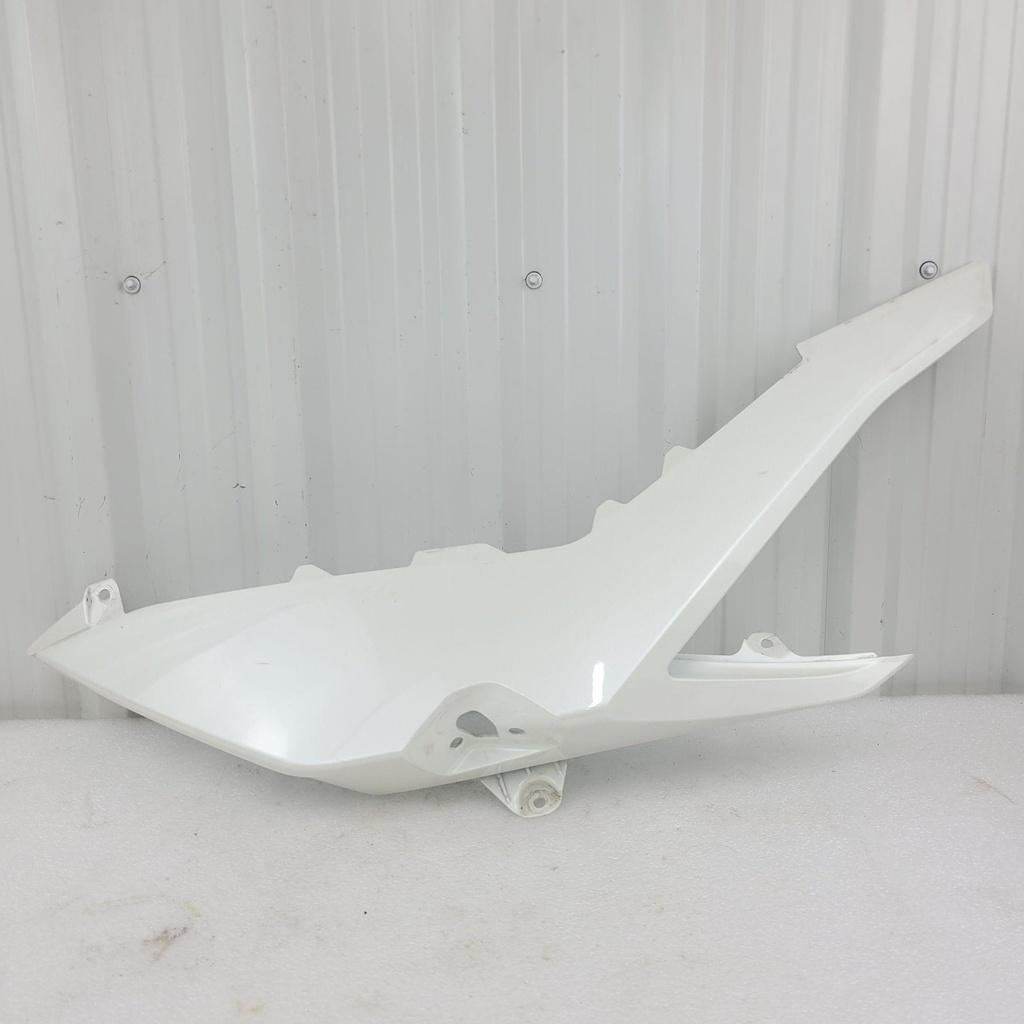 [708400071-001] rh vegas white console fairing