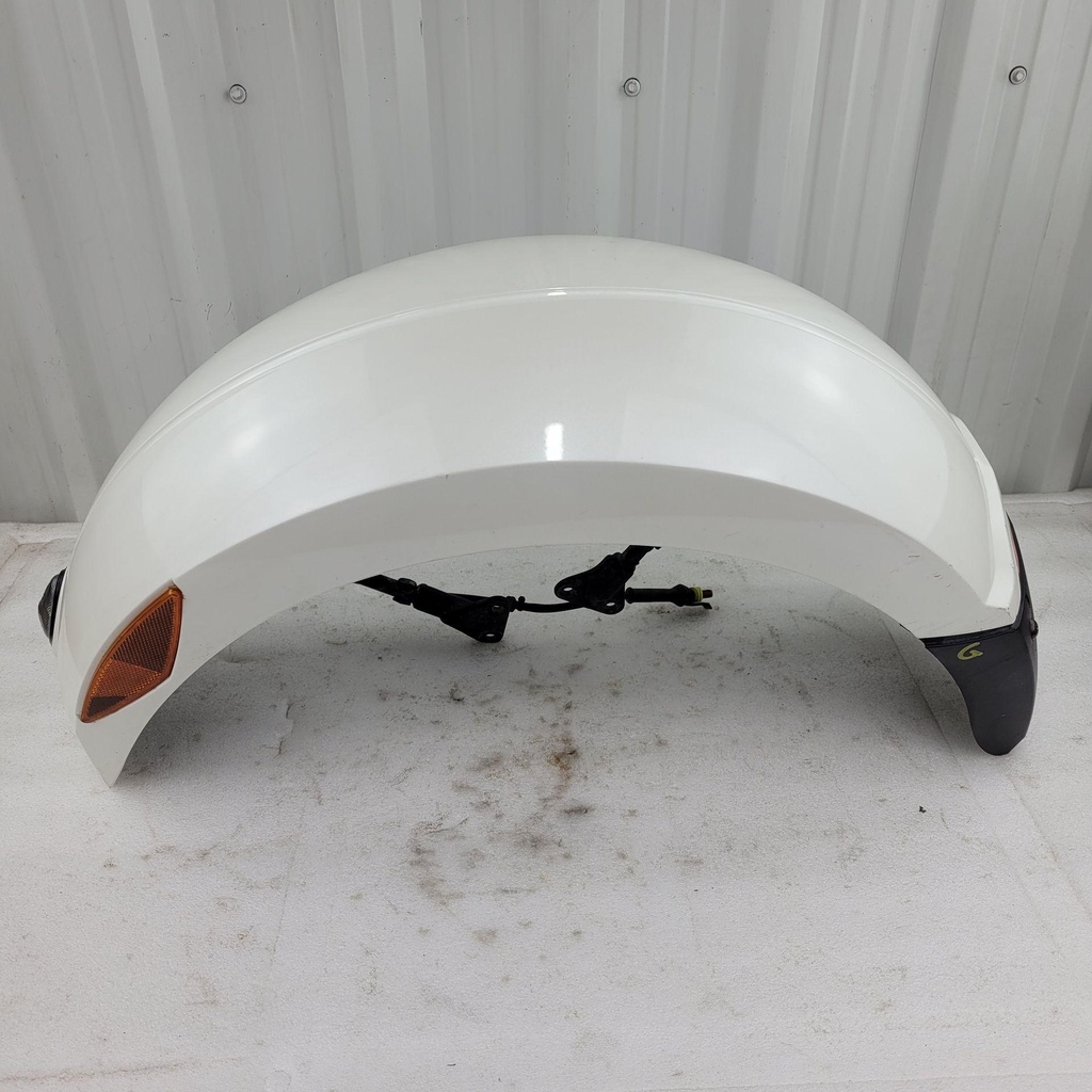 [705003904-001] pearl white lh front fender pearl white