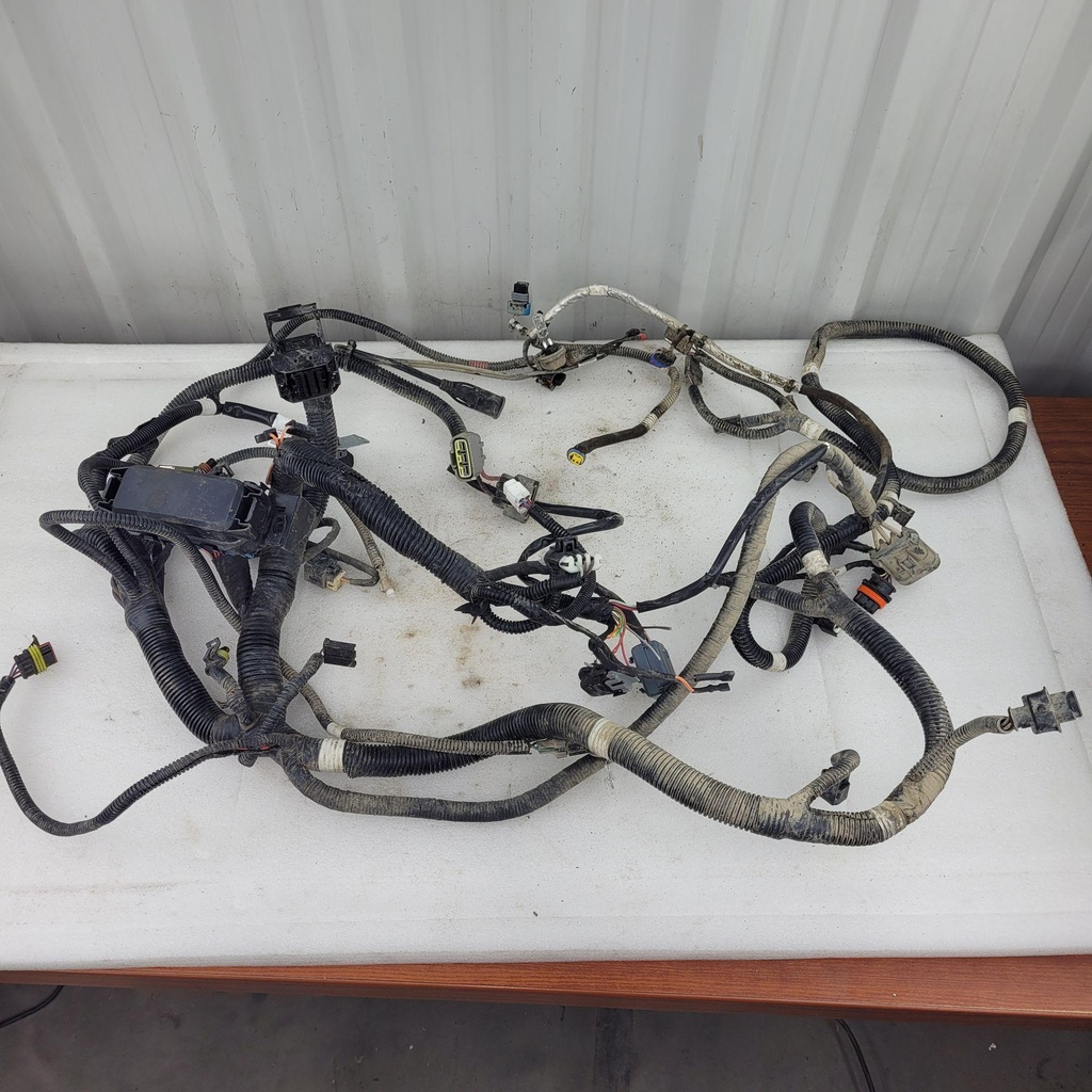 harness-main,spmn 570 6x6
