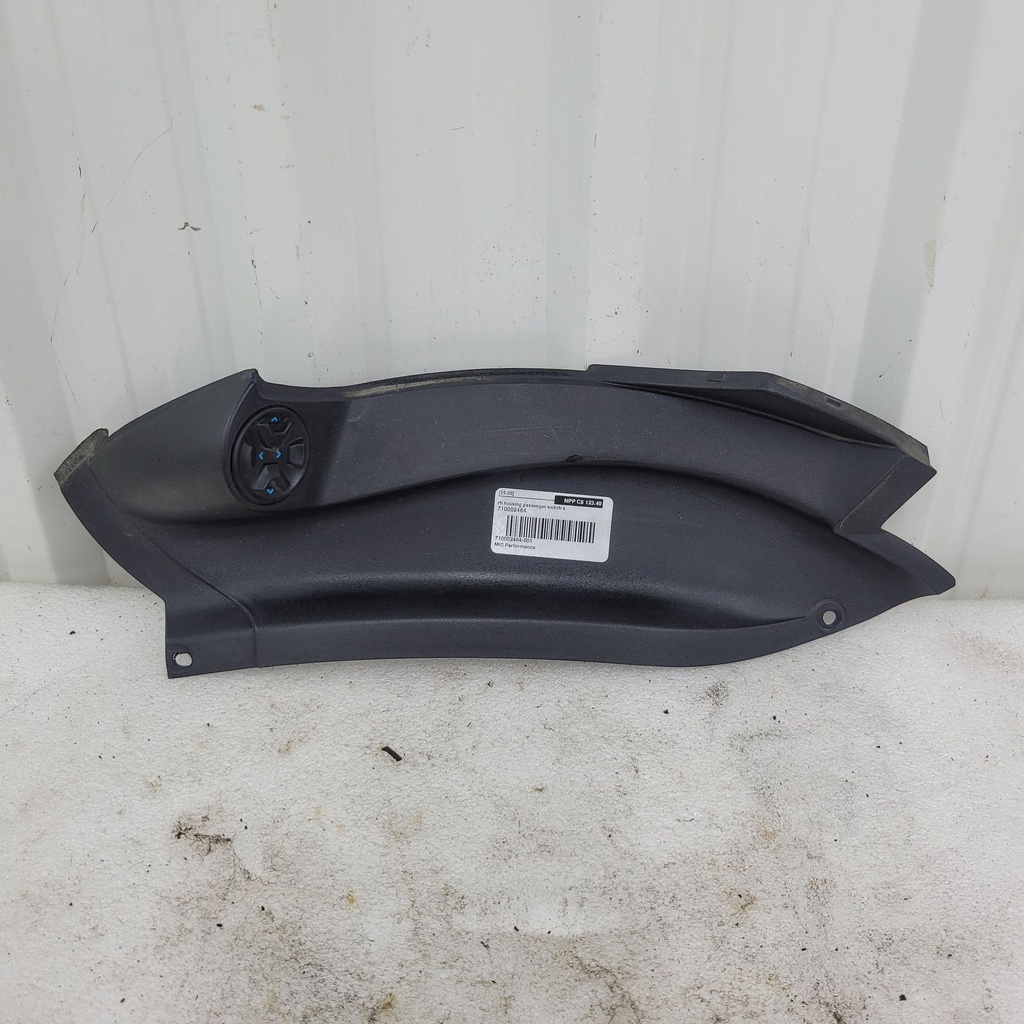 [710002464-001] rh housing passenger switch