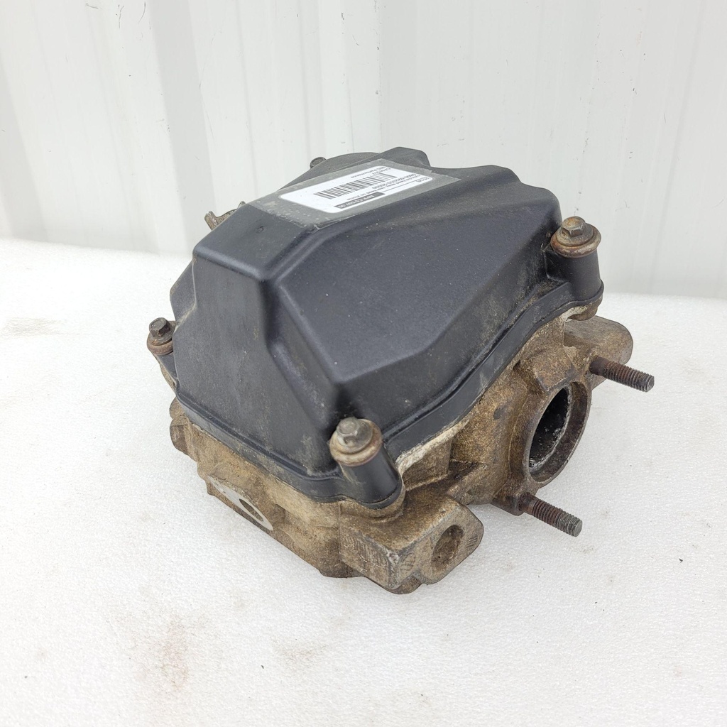 cylinder head assy. rear head on uforce
