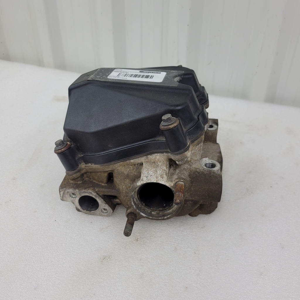 [CF01316] cylinder head 2 front head on uforce (CF01316)