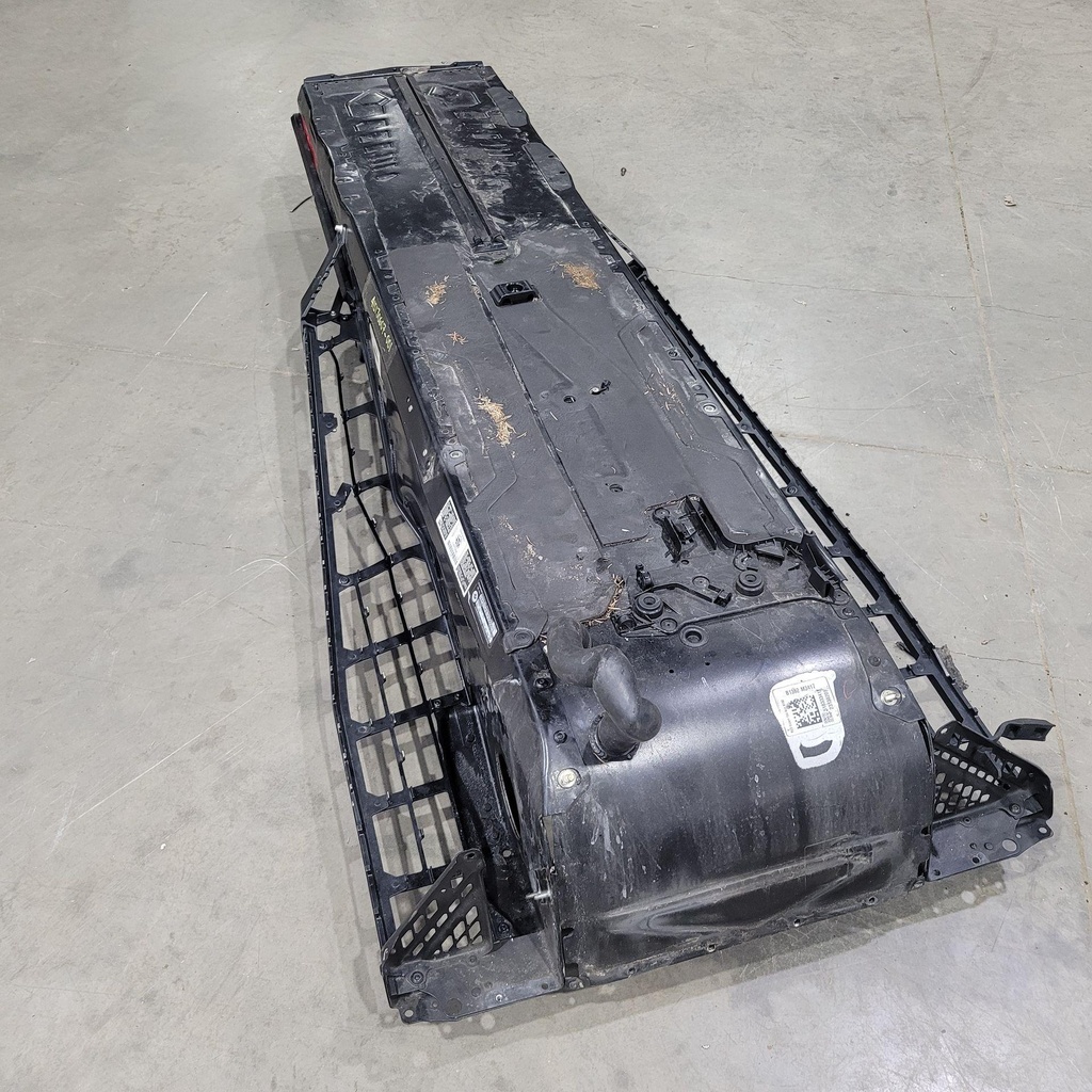 [415130607-001] (new ref. 415130799) deep black, chassis tunnel module 154" short model deep black