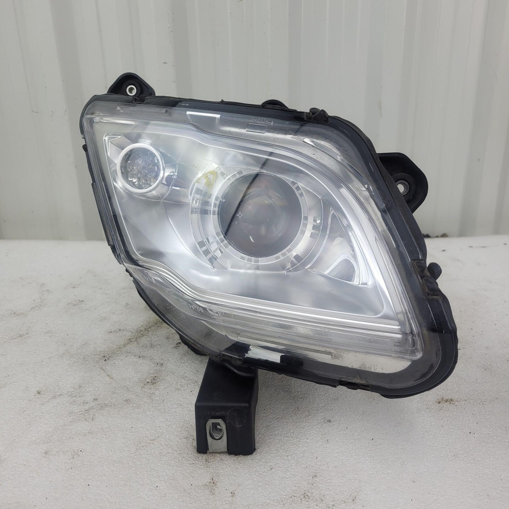 [710003097-001] rh bi-halogen beam ass'y s