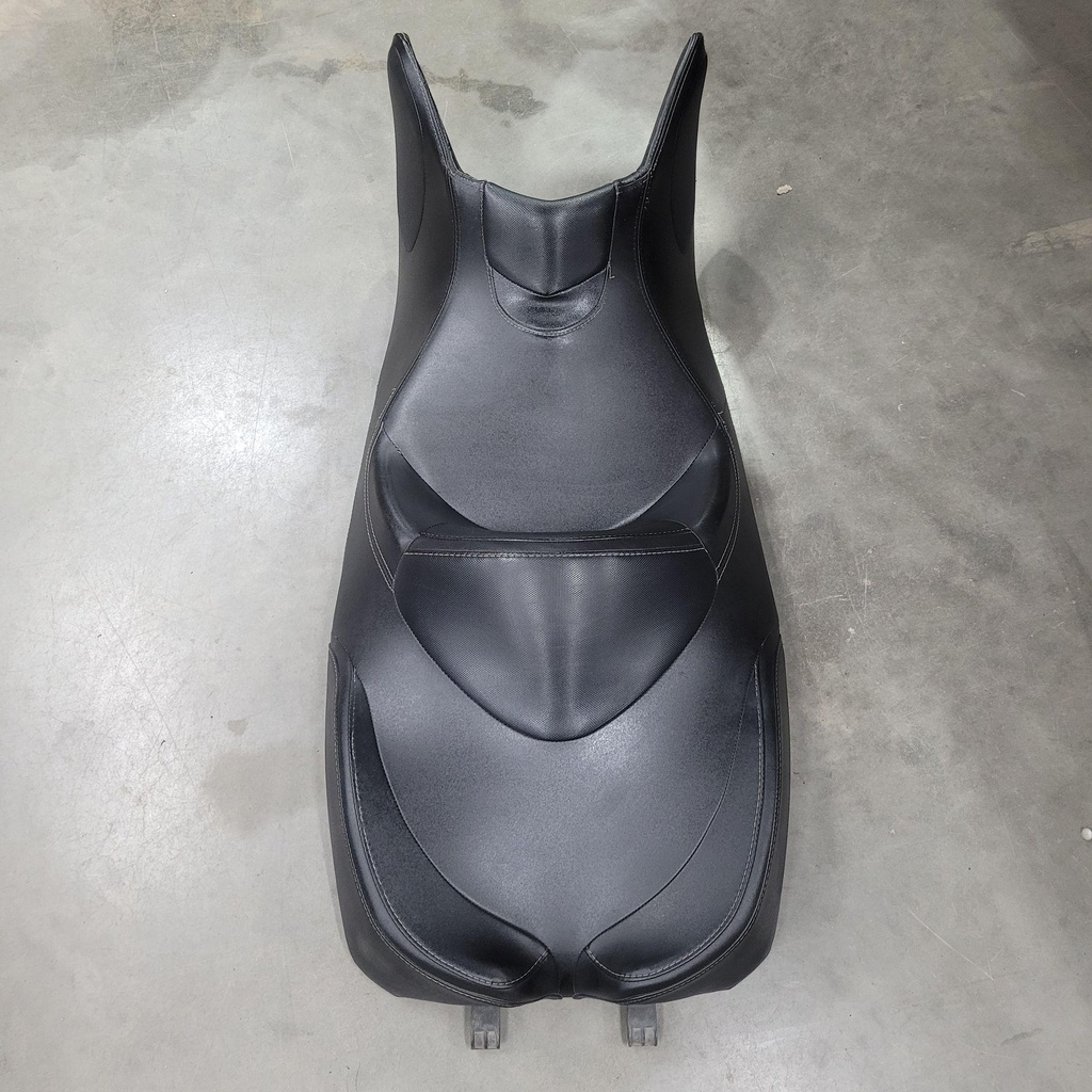 [708000911-001] (new ref. 708001659) seat ass'y