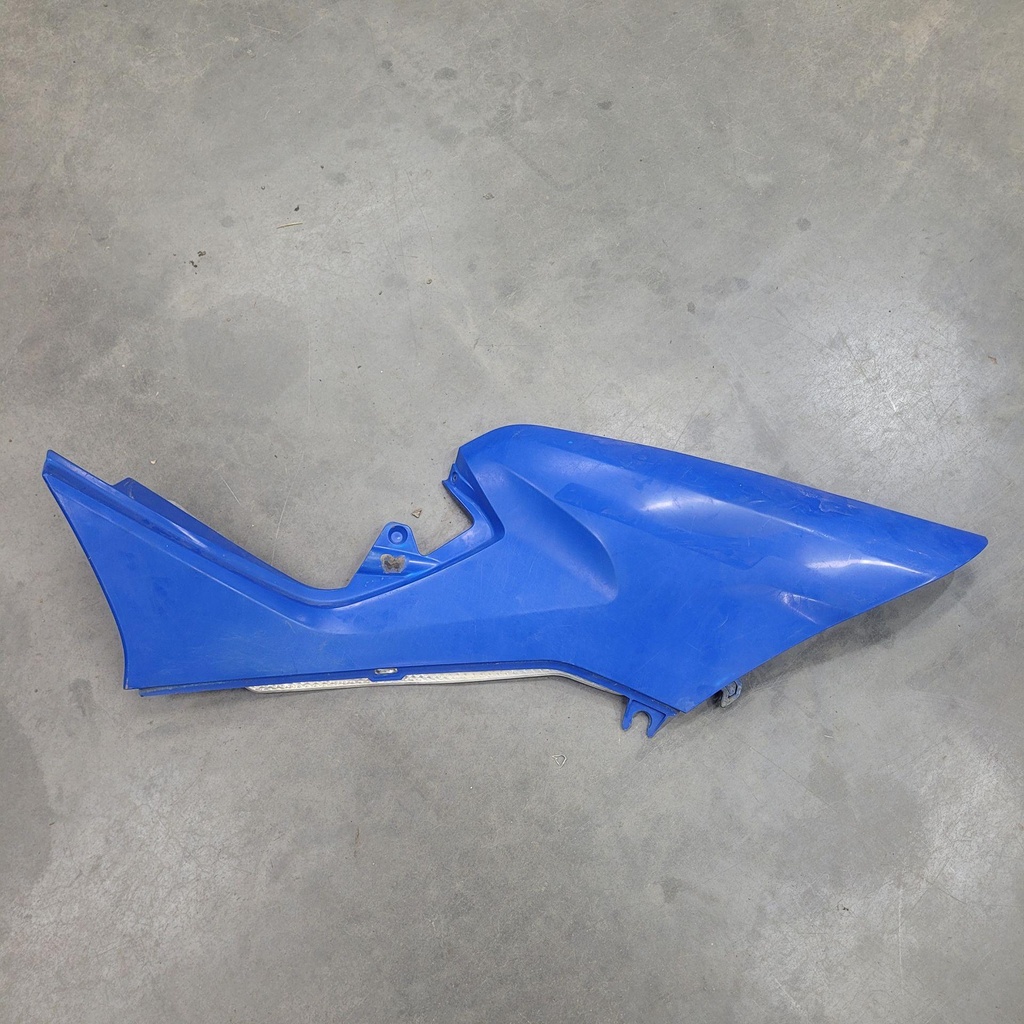 rh side cover, explore blue sky blue