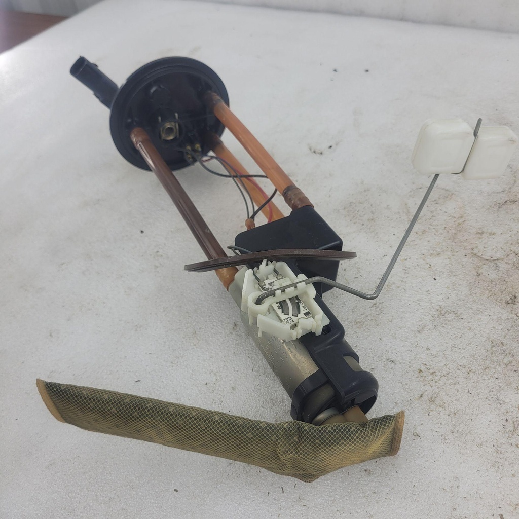 [642827-001] svc_assy,fuel pump,4 bar