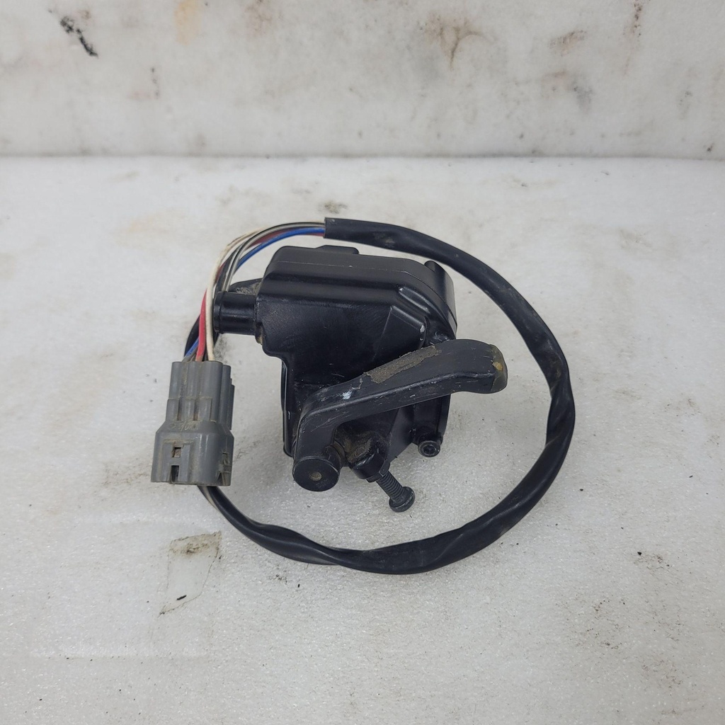 [707002680-001] throttle handle