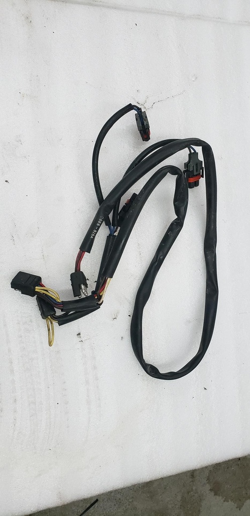 [0686-515-001] HARNESS HOOD - ARCTIC CAT 0686-515