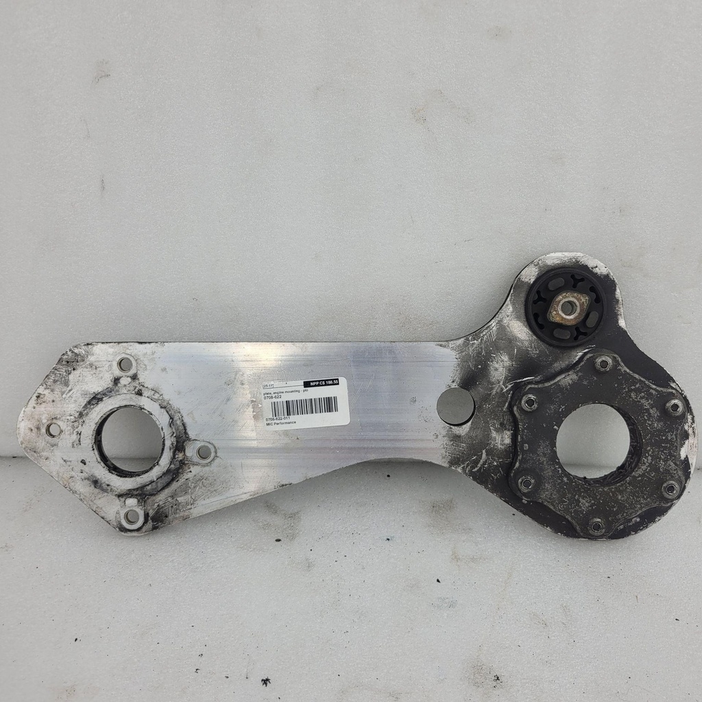 [0708-622-001] plate, engine mounting - pto (0708-622-001)