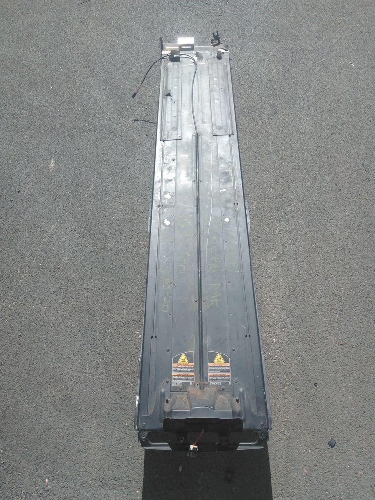 [1021796-458-001] ASM-TUNNEL 174 SVC BLK