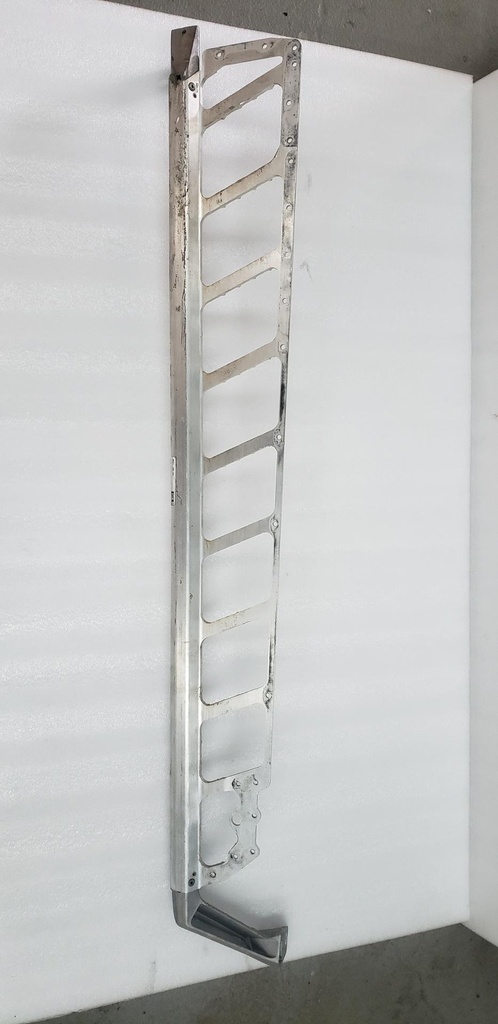 [1019346-001] runningboard assembly, right (1019346-001)