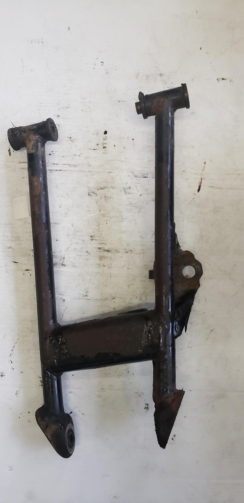[1019411-067-001] control arm, rear, lower, right (1019411-067-001)