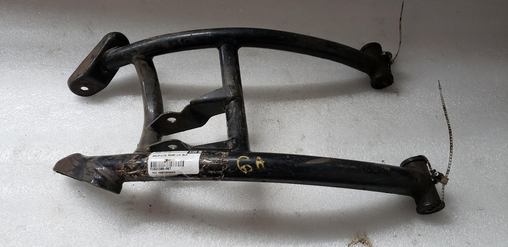 [1021189-067-001] CONTROL ARM WELD REAR LOWER LEF (1021189-067-001)