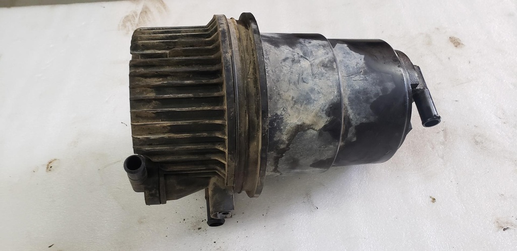 oil tank assembly