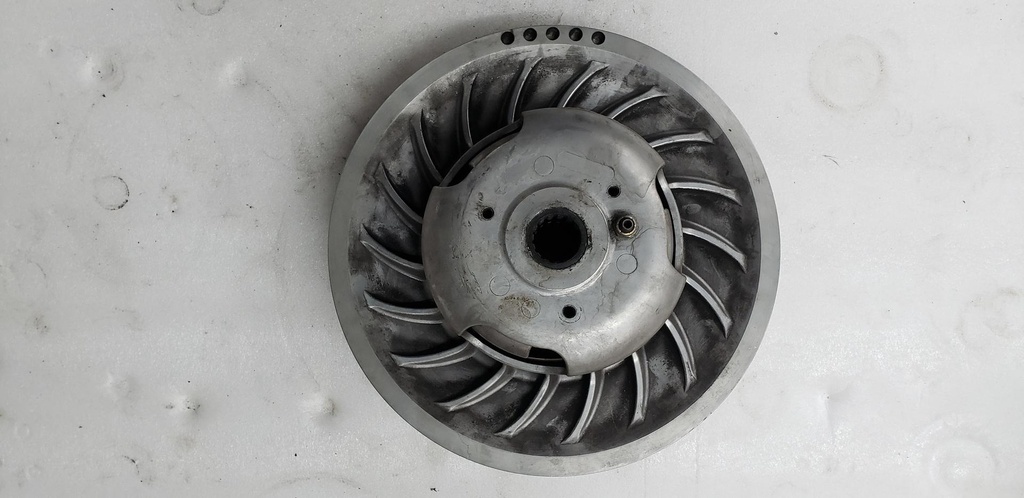 [1322827-001] driven clutch, bsc, p2 305 (1322827-001)