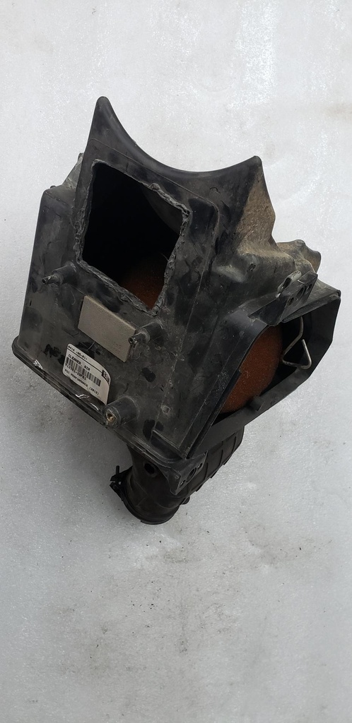 CLEANER, AIR - SUZUKI - 13701-29FB1