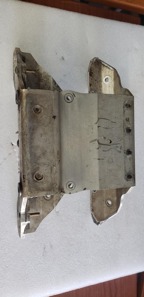 Bracket, Front Suspensi - 1704-340 arctic cat