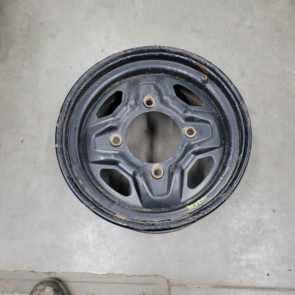 [1521911-067-001] (new ref. 1525358-067) weld-rim,rear,14x8,blk (1521911-067-001)