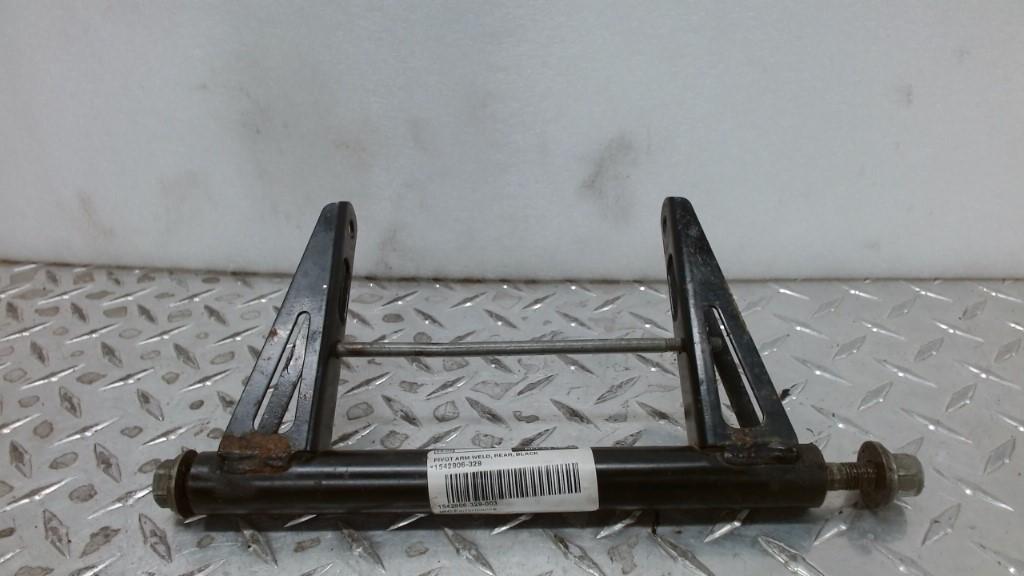 [1542906-329-001] (new ref. 1544229-329) weld-rear pivot arm, ecoat (1542906-329-001)