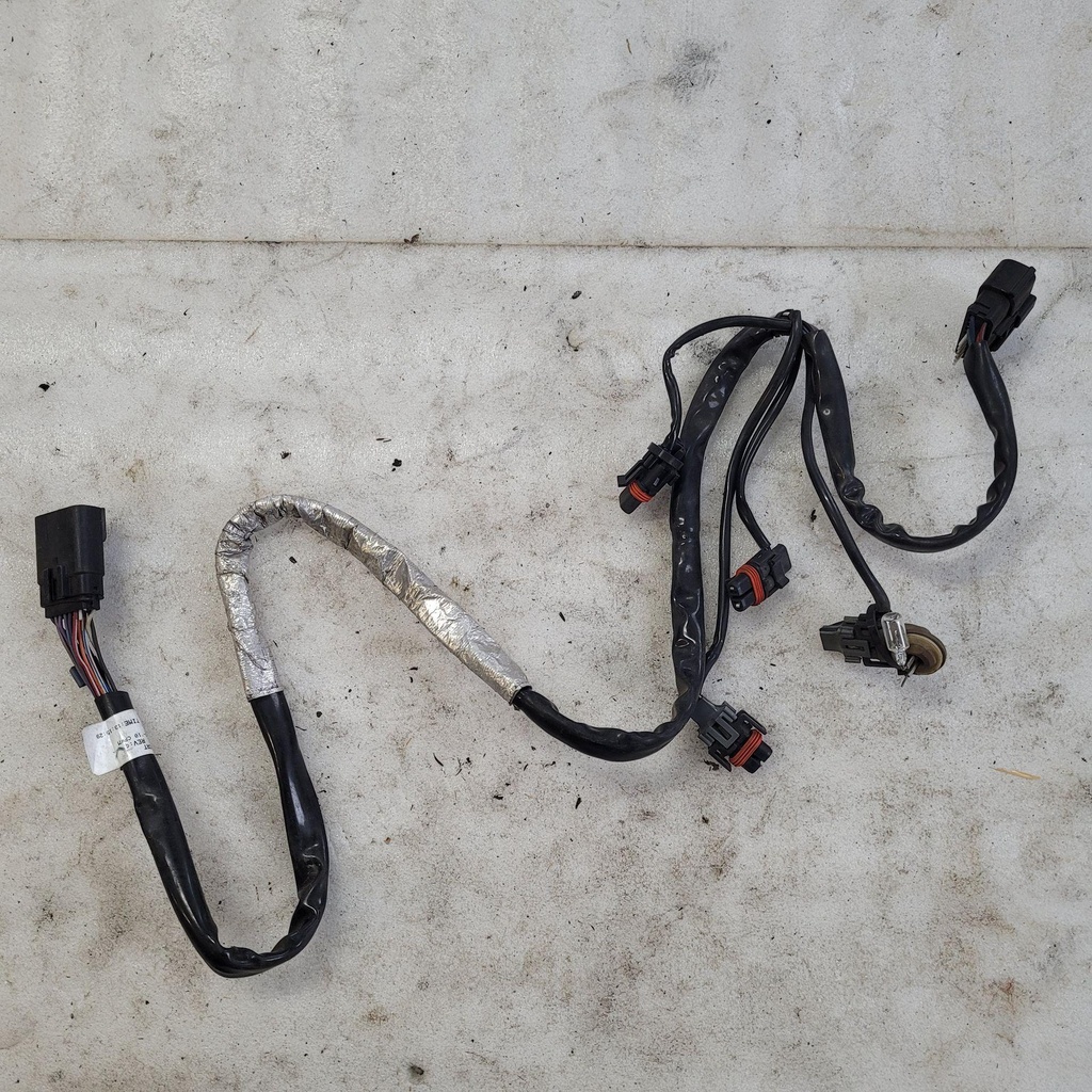 HARNESS HOOD