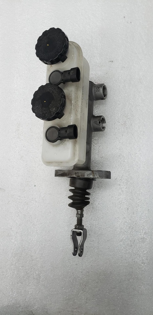 [1912549-001] ASM., MASTER CYLINDER, 22 - POLARIS - 1912549
