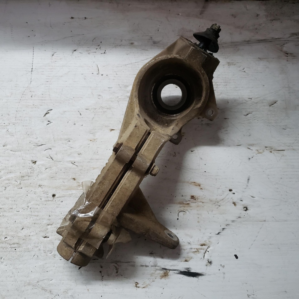 HUB STRUNT,LH SPM700 - POLARIS - 1822653 POLARIS