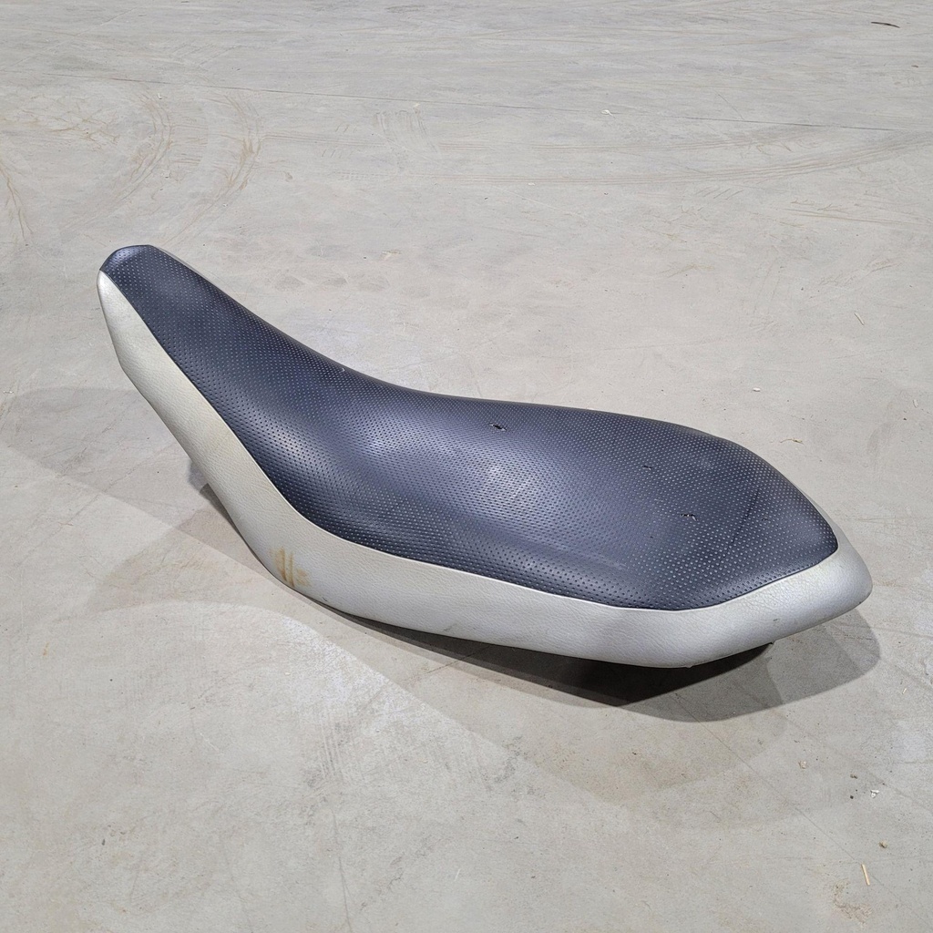 [1S3247105100-001] Single Seat Assy