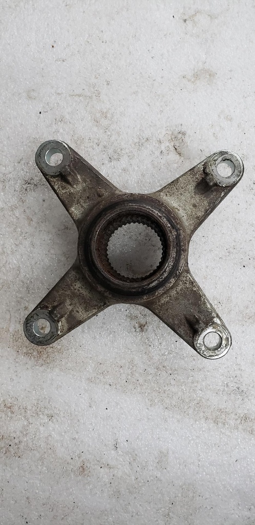 Collar, Sprocket Axle - 1S3-25386-00-00 YAMAHA
