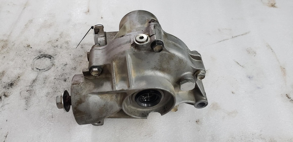 [1XD461600000-001] (new ref. 1xd-46160-01-00) front axle gear case comp (1XD461600000-001)