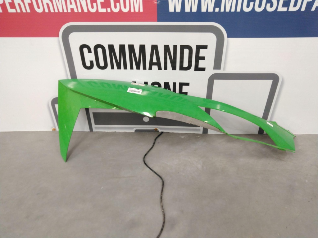[3718-587-001] Hood w/o Decals - Le 30% (3718-587-001)