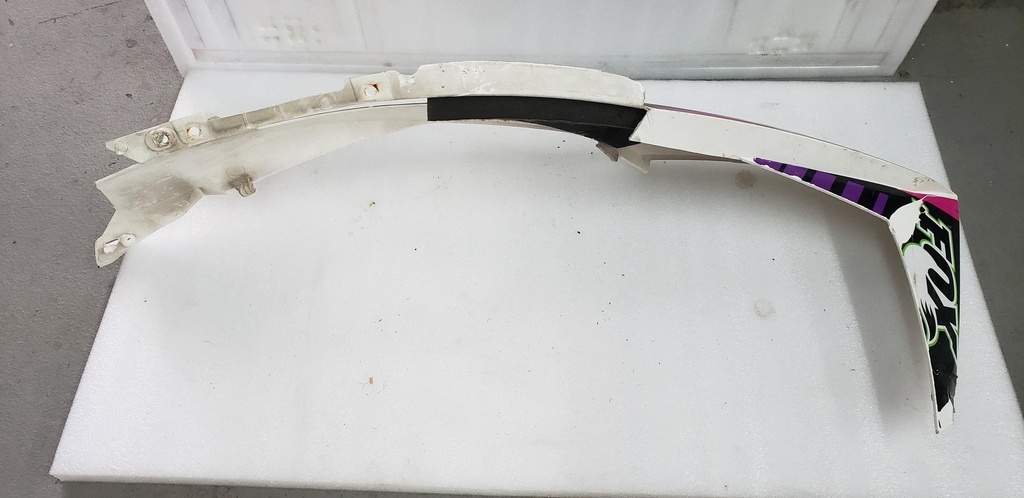 [3718-612-001] hood w/o decals - right - white (inc. 3) (3718-612-001)